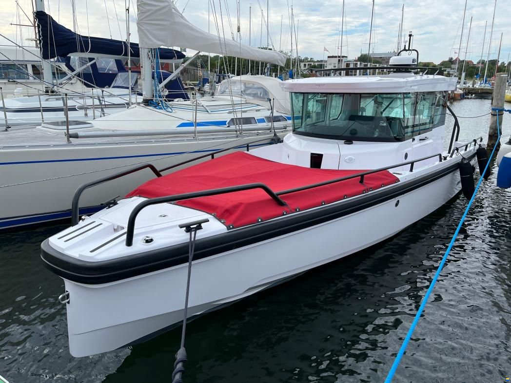 Axopar 28 AC Brabus Line