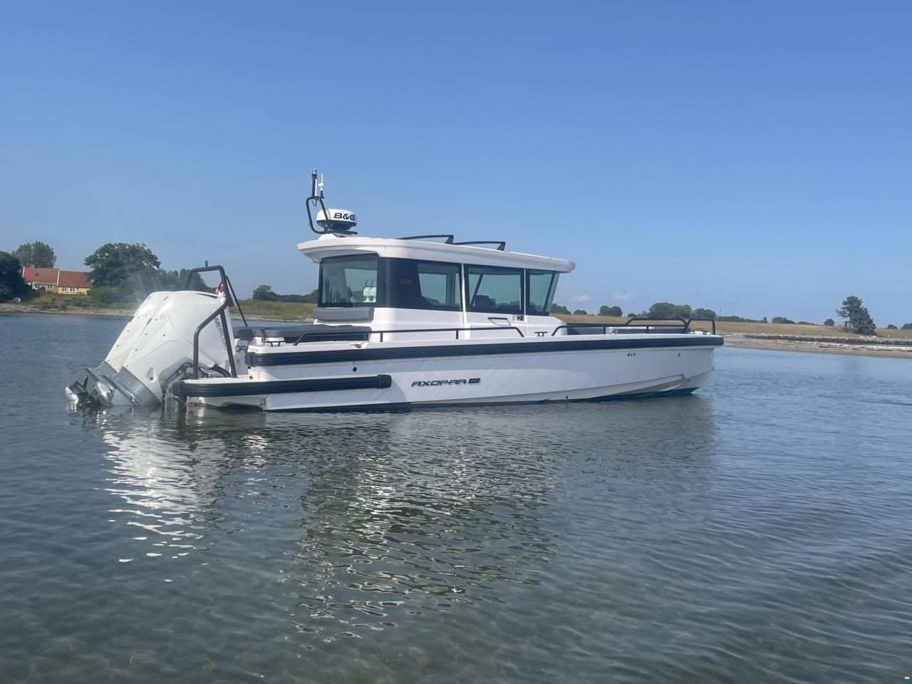 Axopar 28 AC Brabus Line