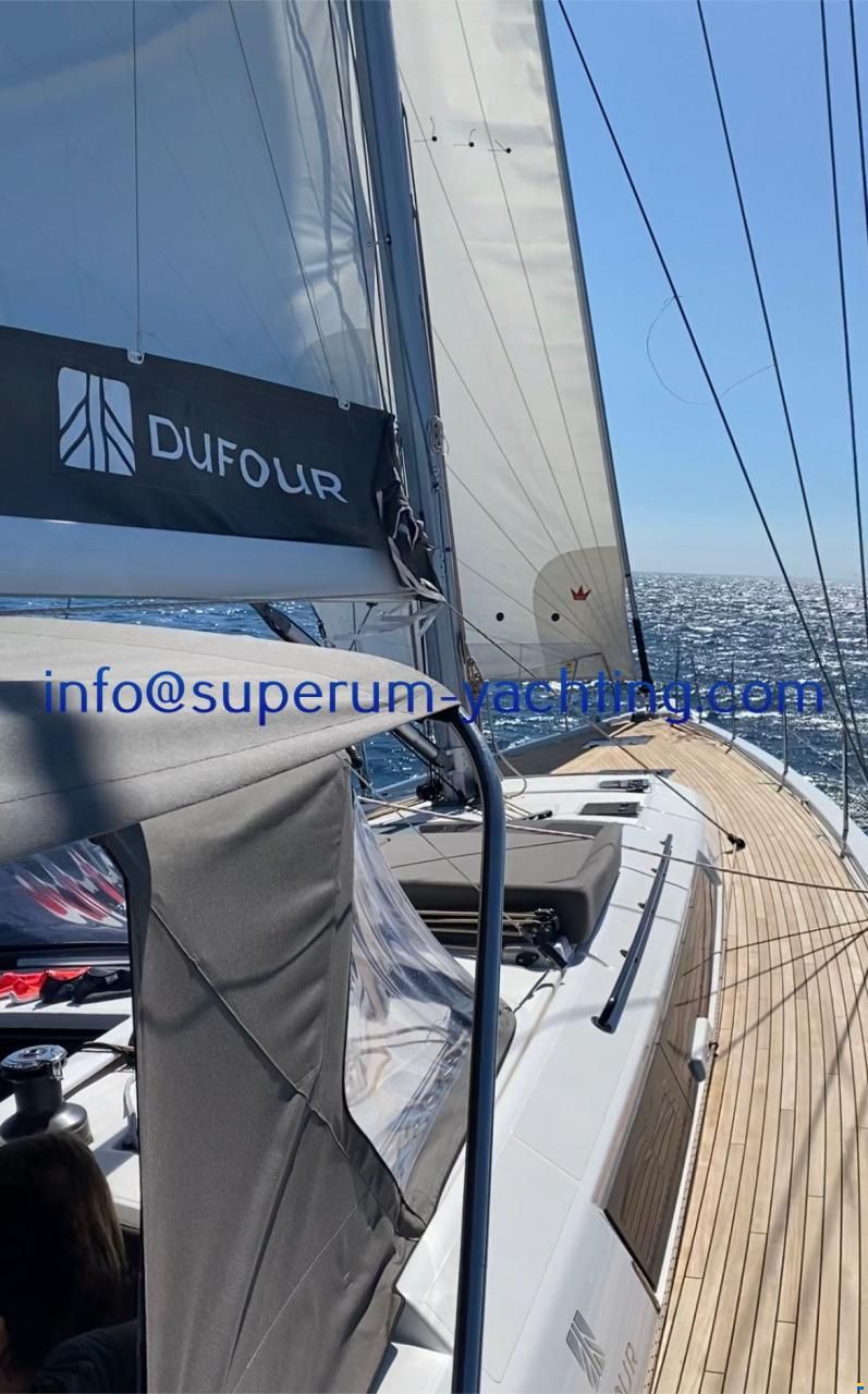 Dufour 530