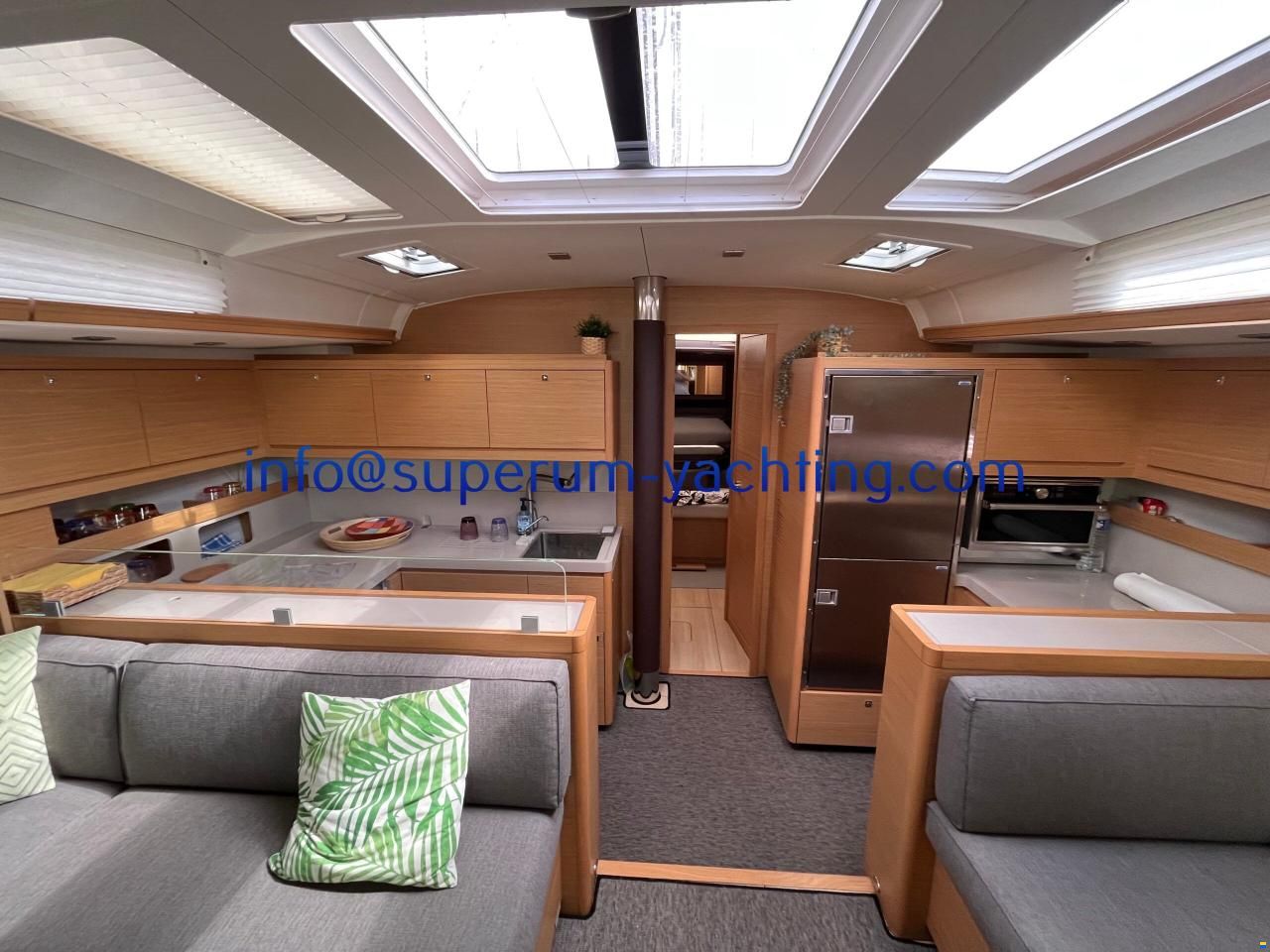 Dufour 530