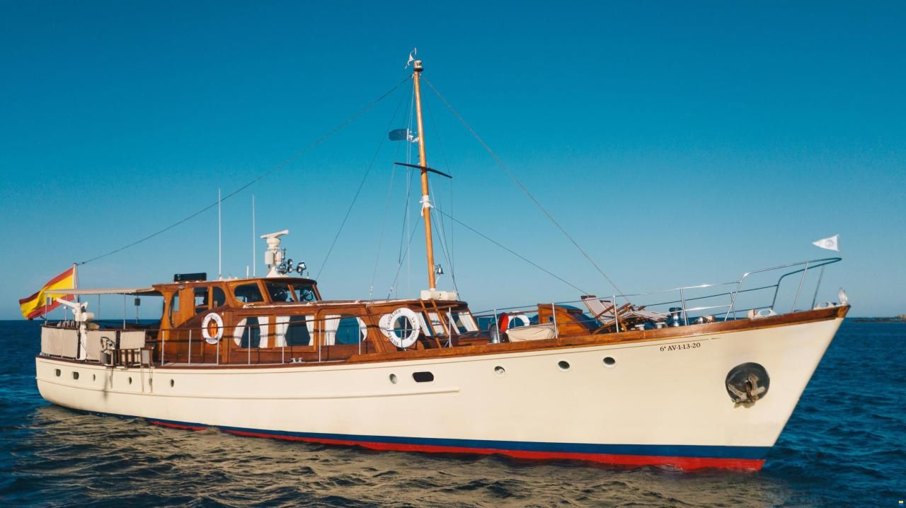 Silver Ships cavalier