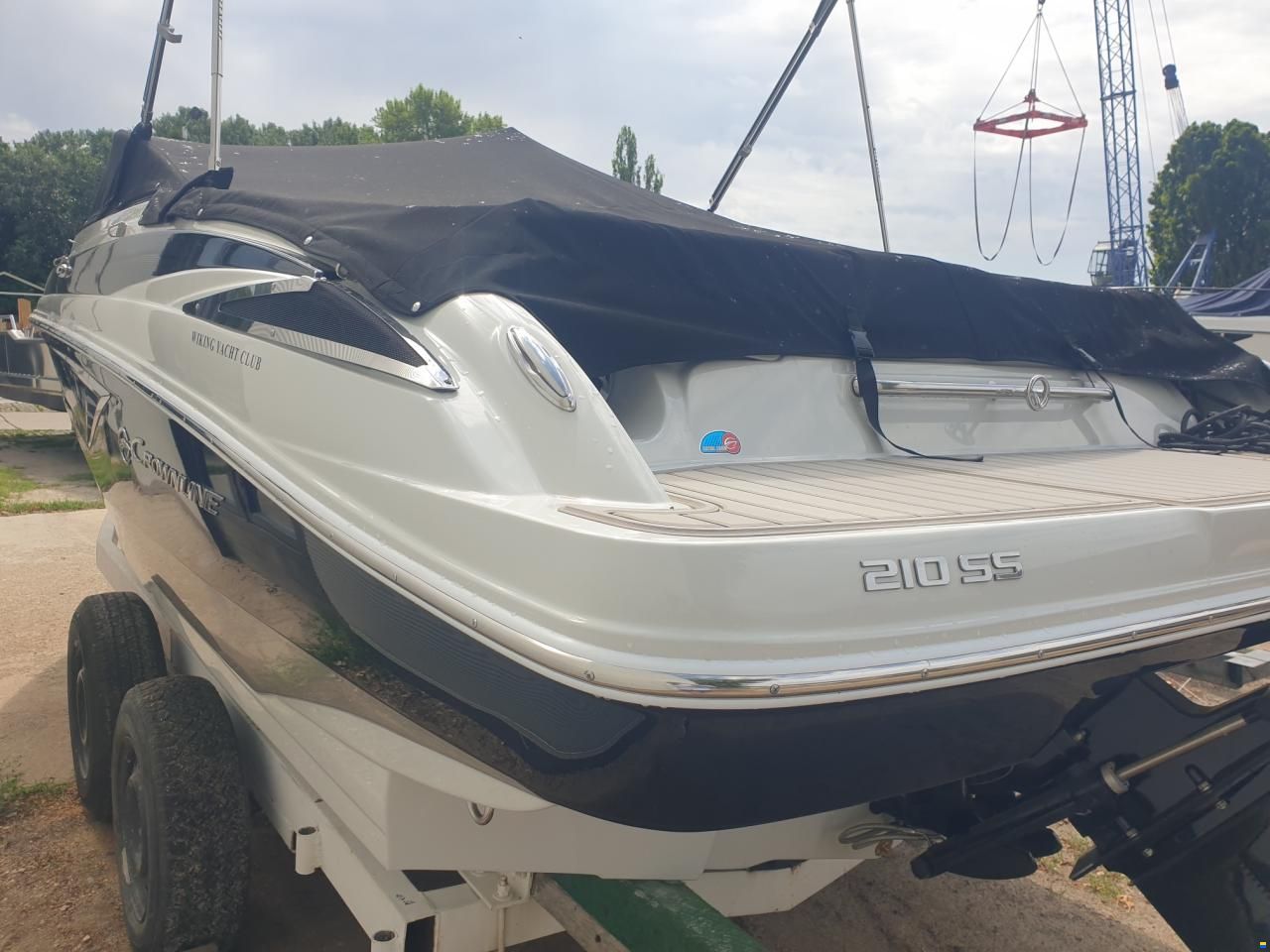 Crownline 210 SS