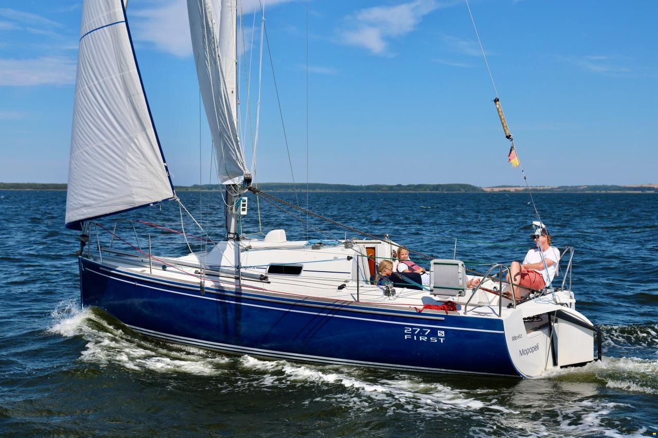 Beneteau First 27.7