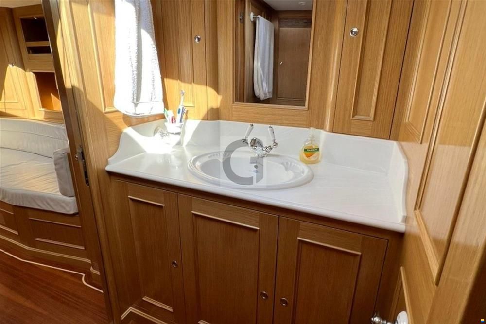 CN Yacht 2000 Felci FY71
