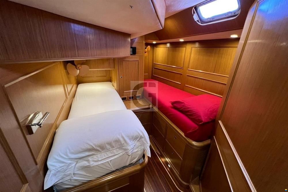 CN Yacht 2000 Felci FY71