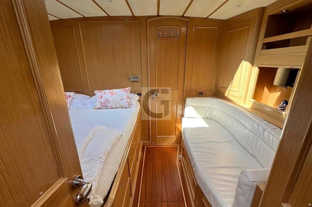 CN Yacht 2000 Felci FY71
