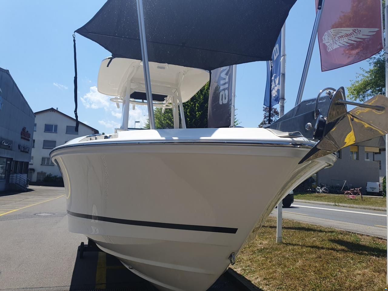 Boston Whaler 230 Outrage