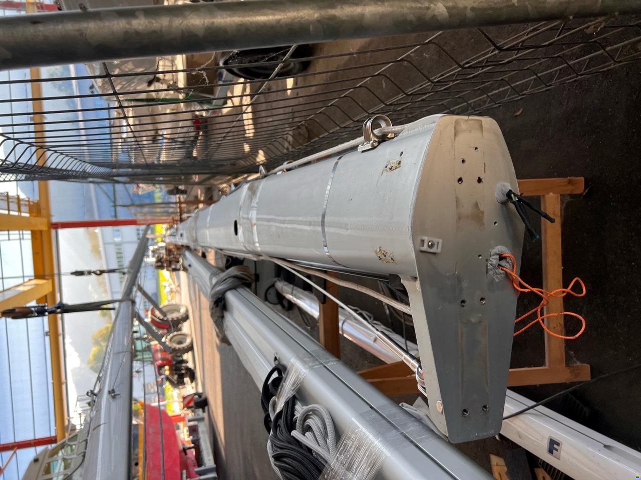 Mast (Solaris 44)
