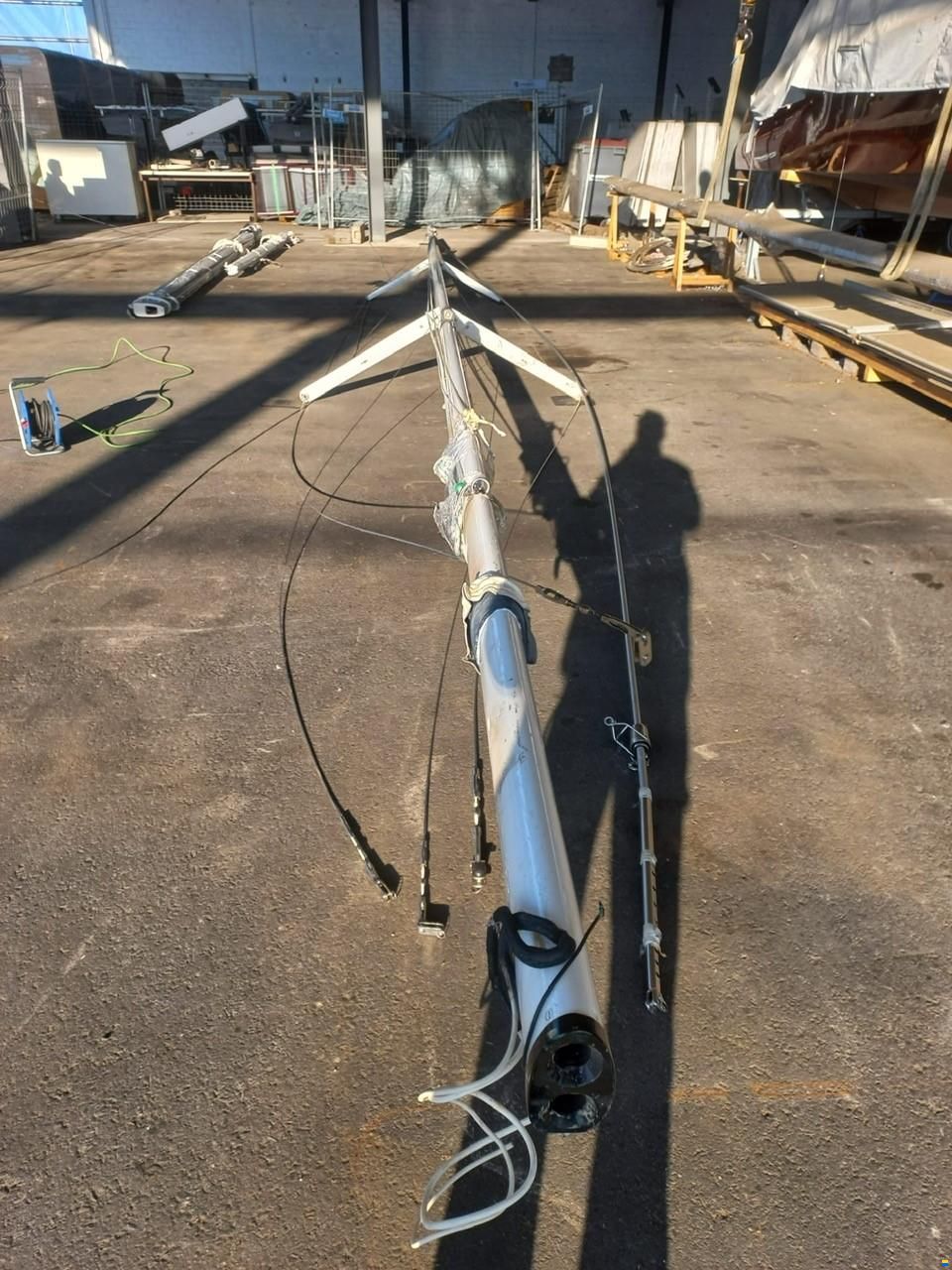 Mast (Spirit 37)