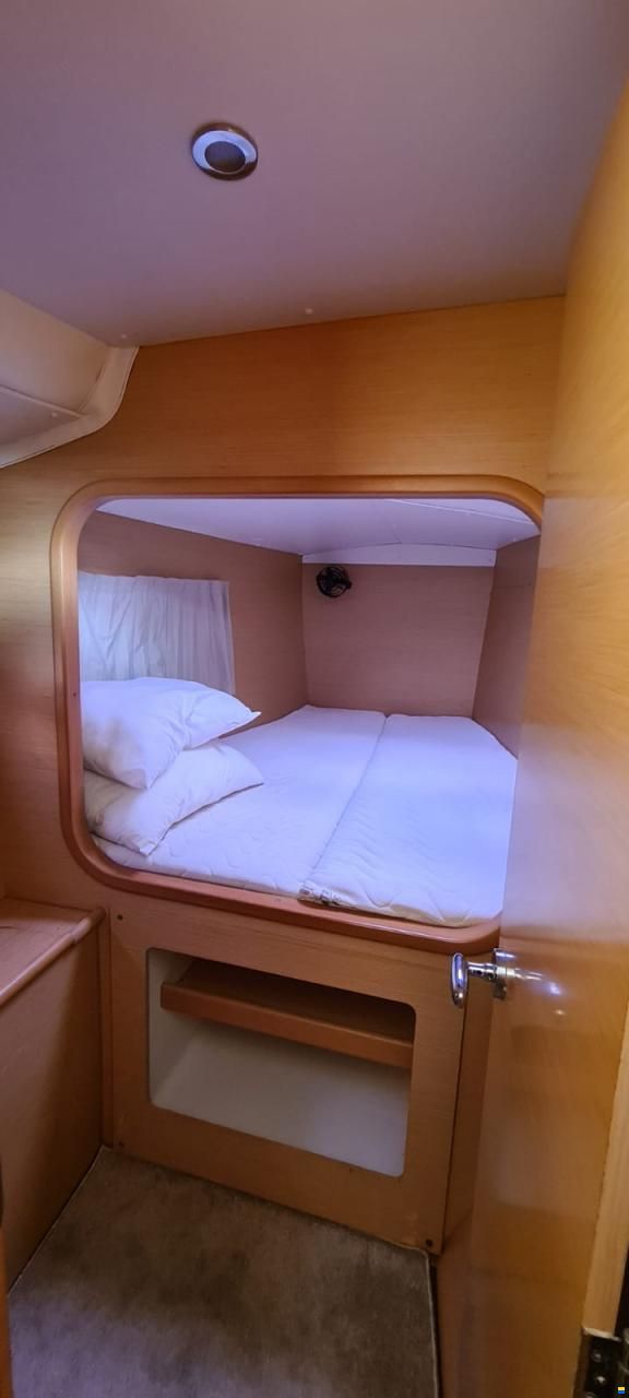 Lagoon 380