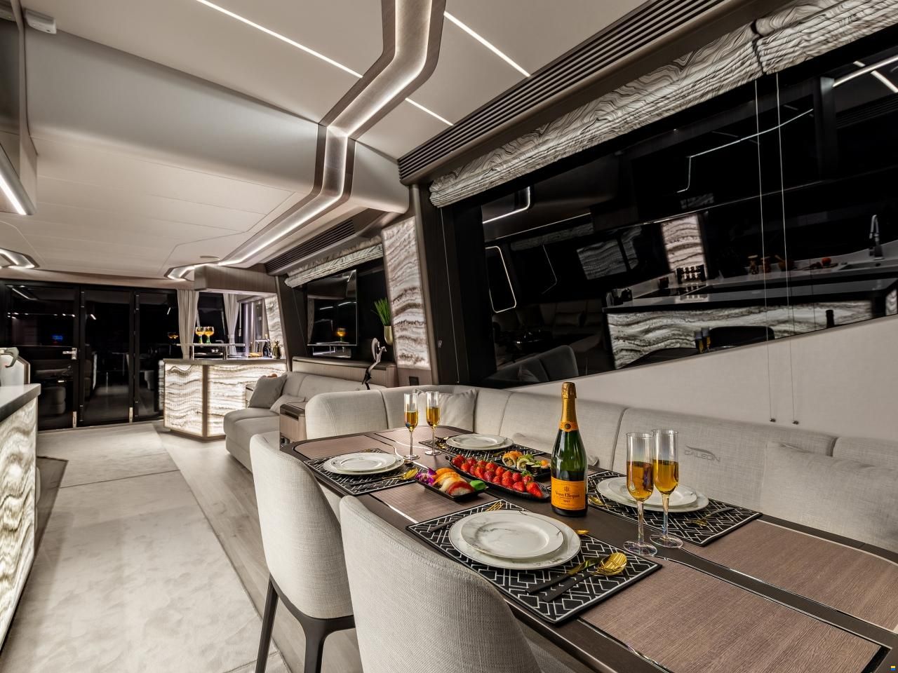 Galeon 800 FLY, 2026 NEW BOAT