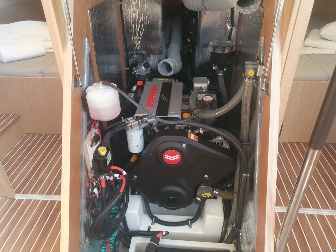 Bavaria C42