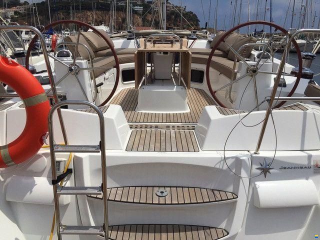 Jeanneau 53