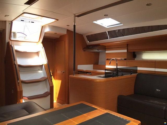 Jeanneau 53