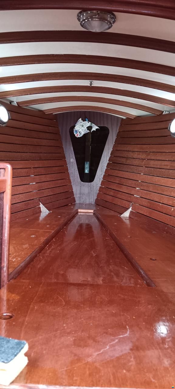 Holzmotorboot De Baron Grou