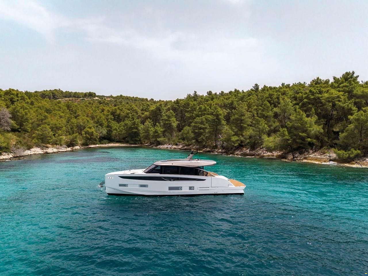 Azimut Seadeck 6