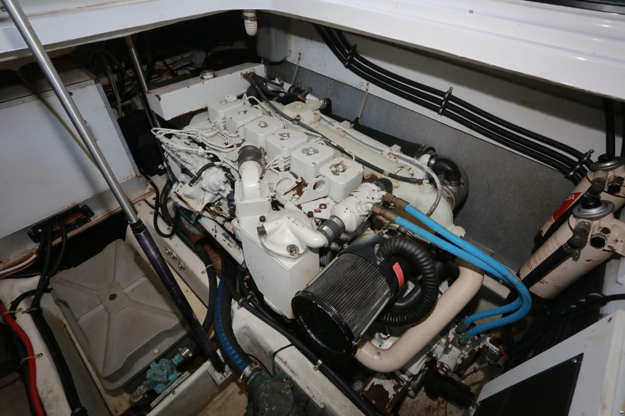 Bayliner Avanti 40