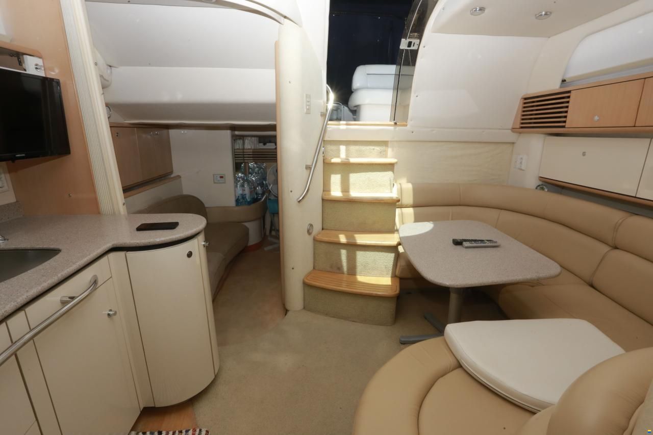 Bayliner Avanti 40