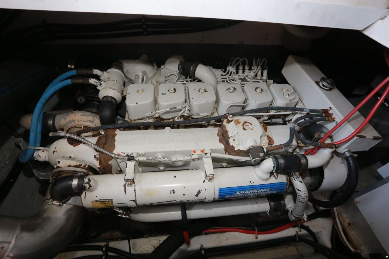 Bayliner Avanti 40