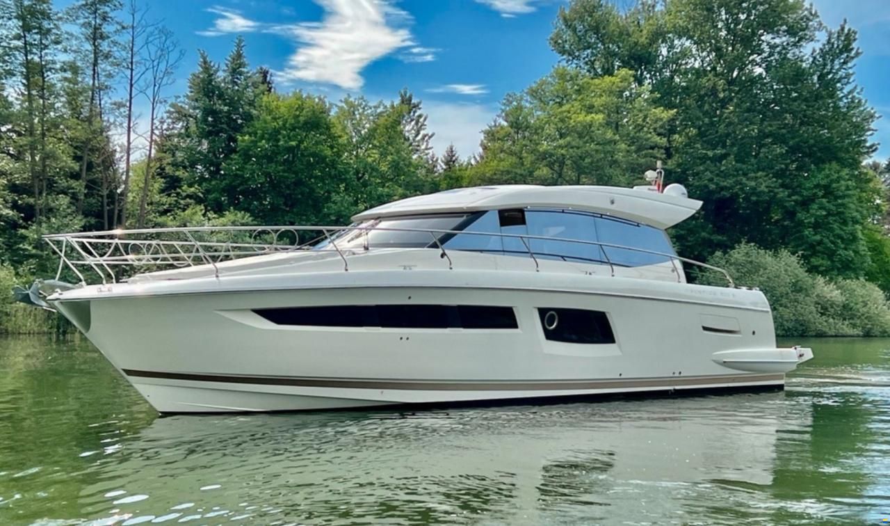 Prestige Yacht 500s
