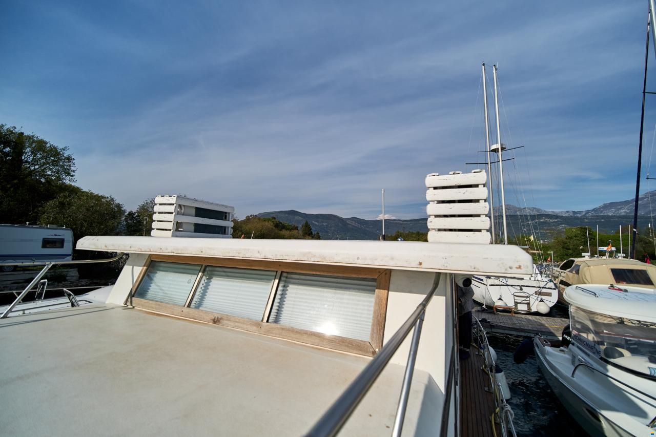 Houseboat