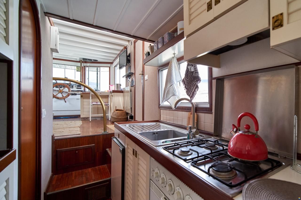 Houseboat