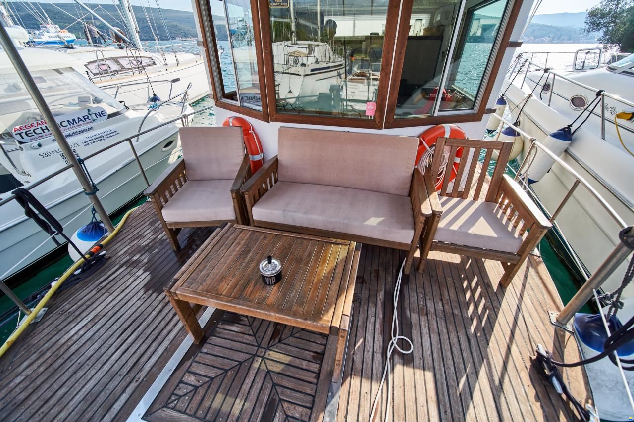 Houseboat