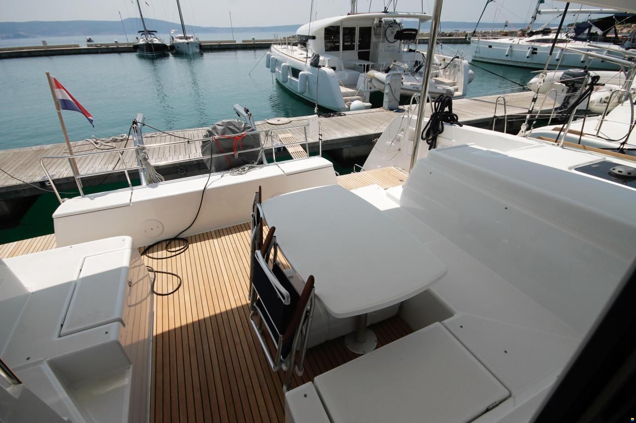 Lagoon 40