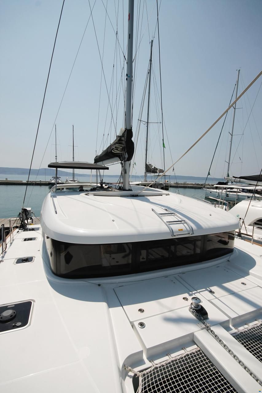 Lagoon 40