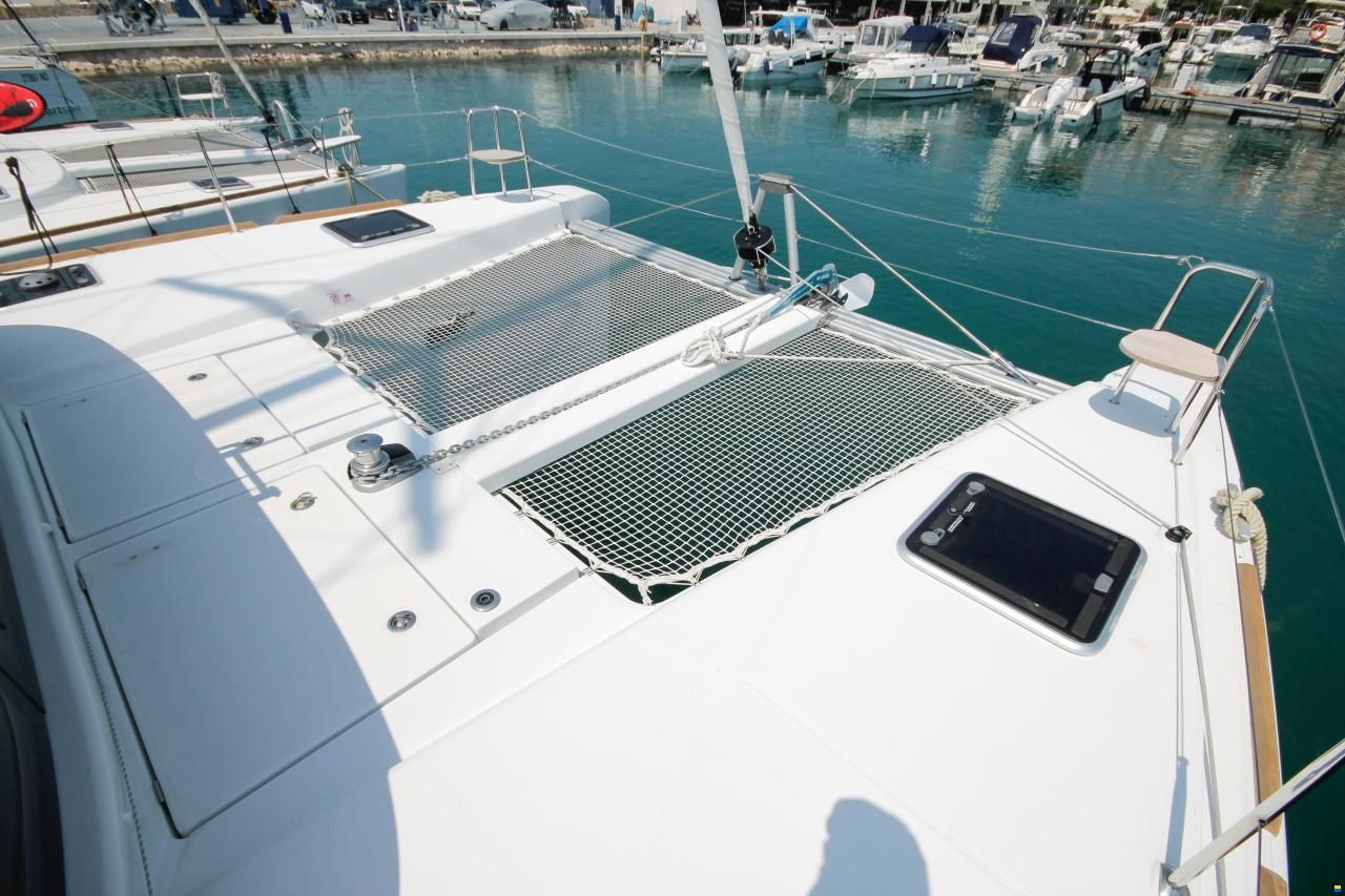 Lagoon 40