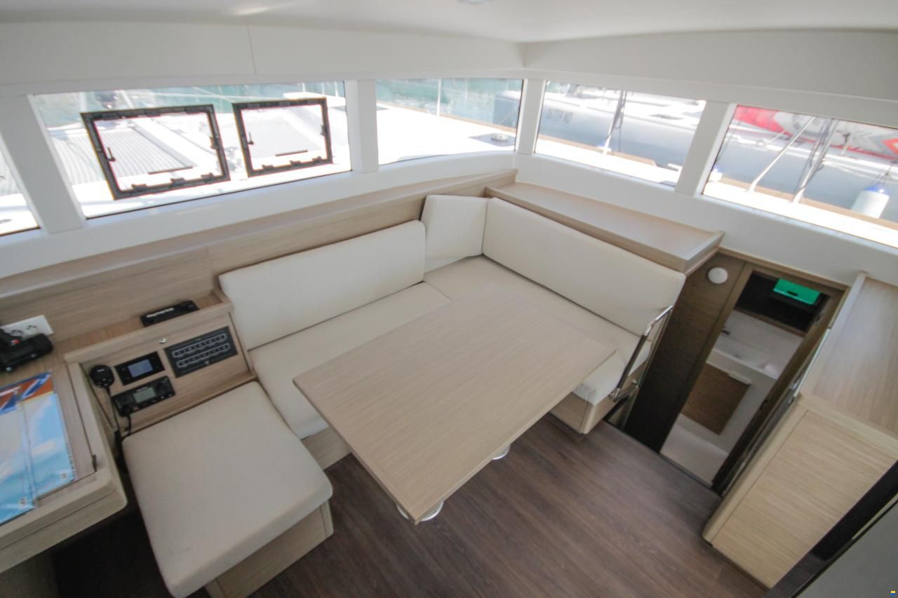 Lagoon 40