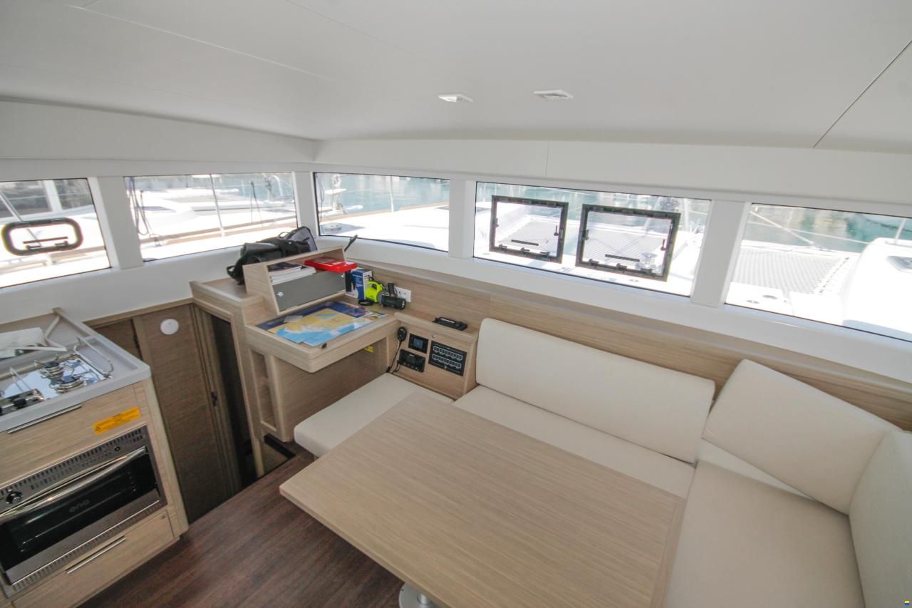Lagoon 40
