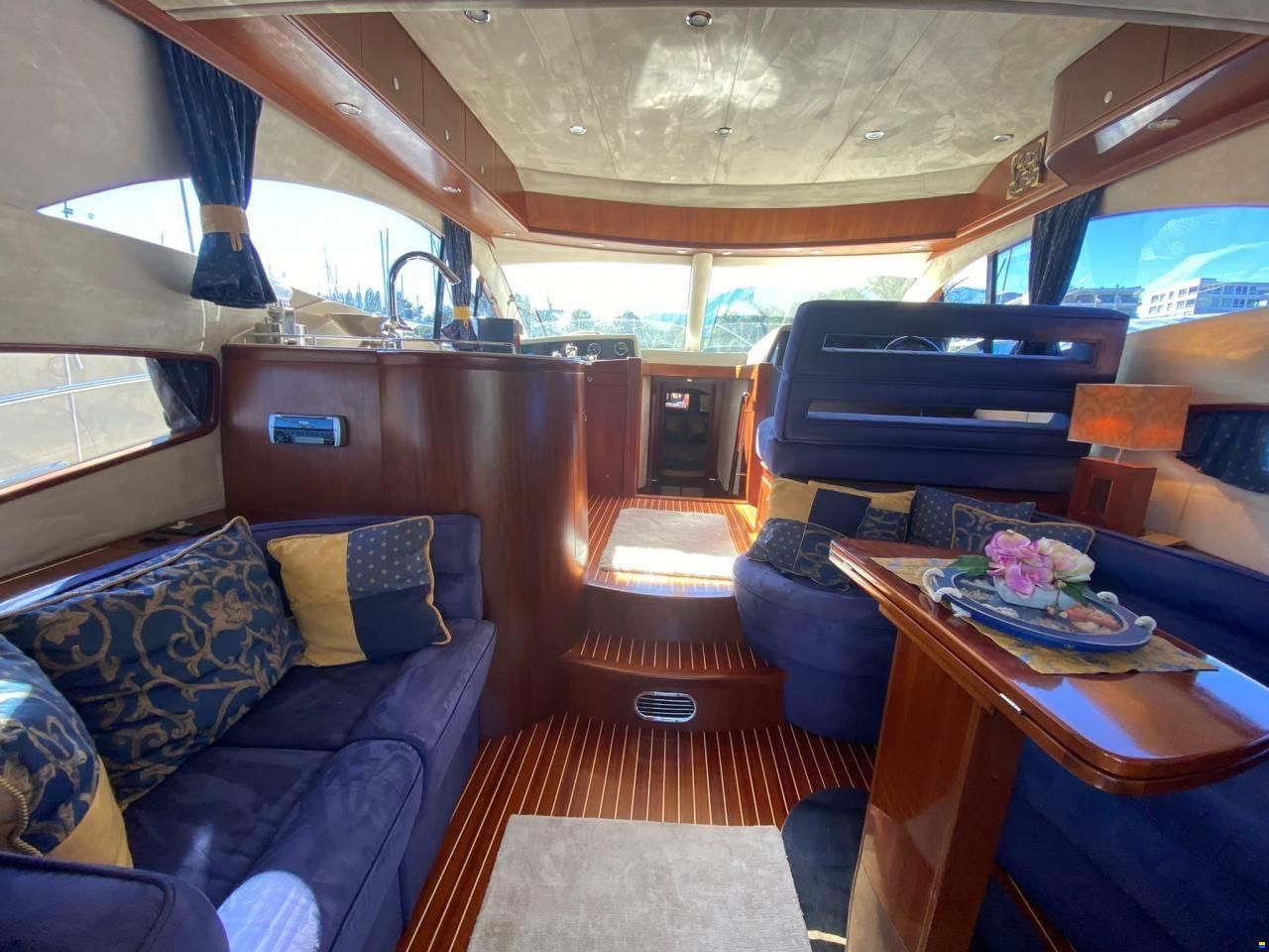 Galeon 440