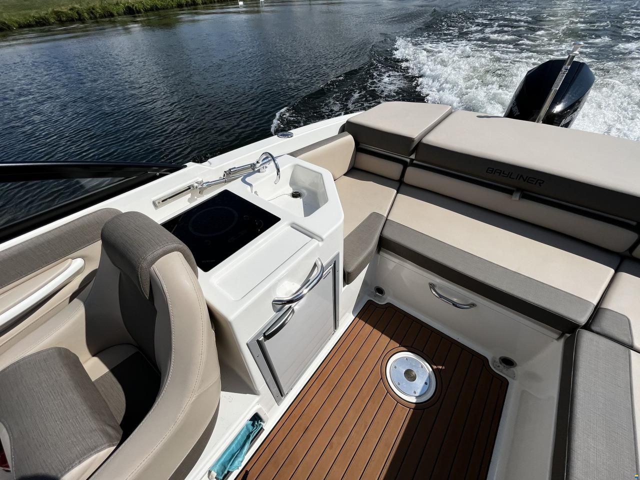 2021 Bayliner VR6 Cuddy EUR 69 500 2021-bayliner-vr6-cuddy-eur-69-500