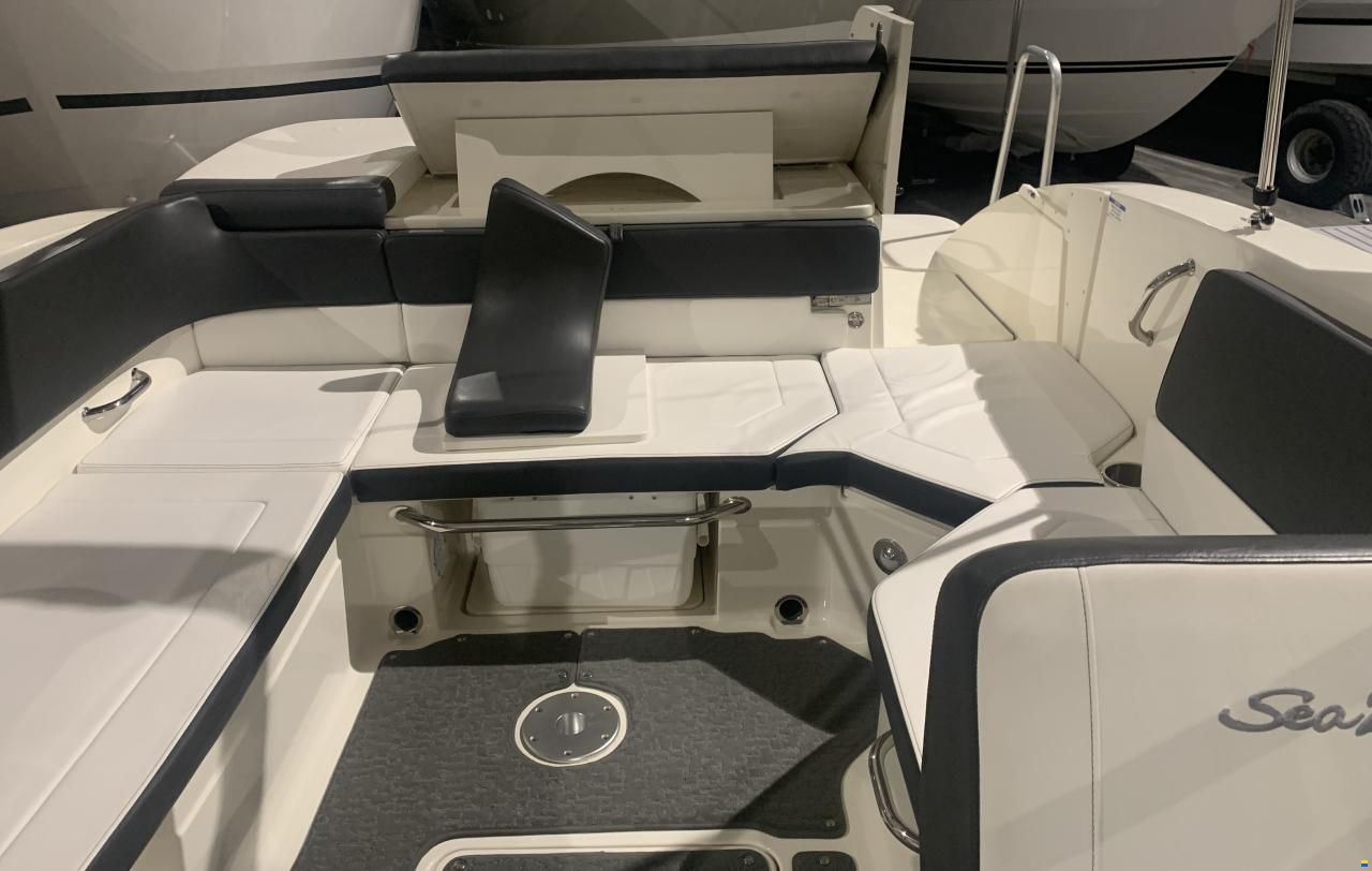 Sea Ray 230 Sun Sport