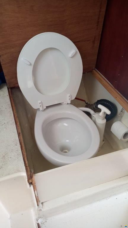 Cobramold Leisure 22
