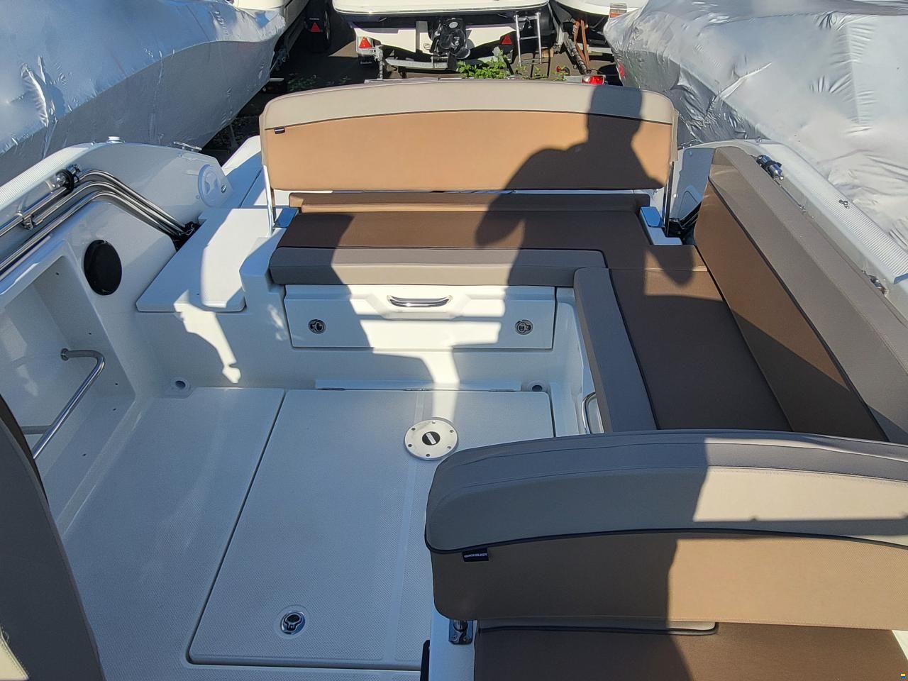 Quicksilver Activ 675 Cruiser
