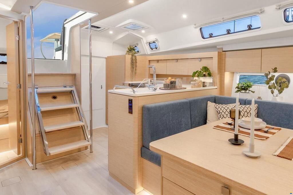 Hanse 410