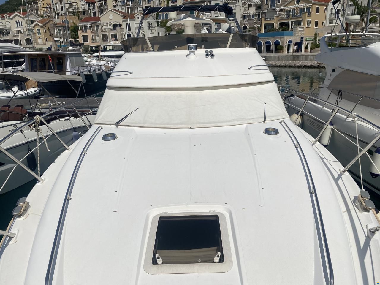 Sealine F43