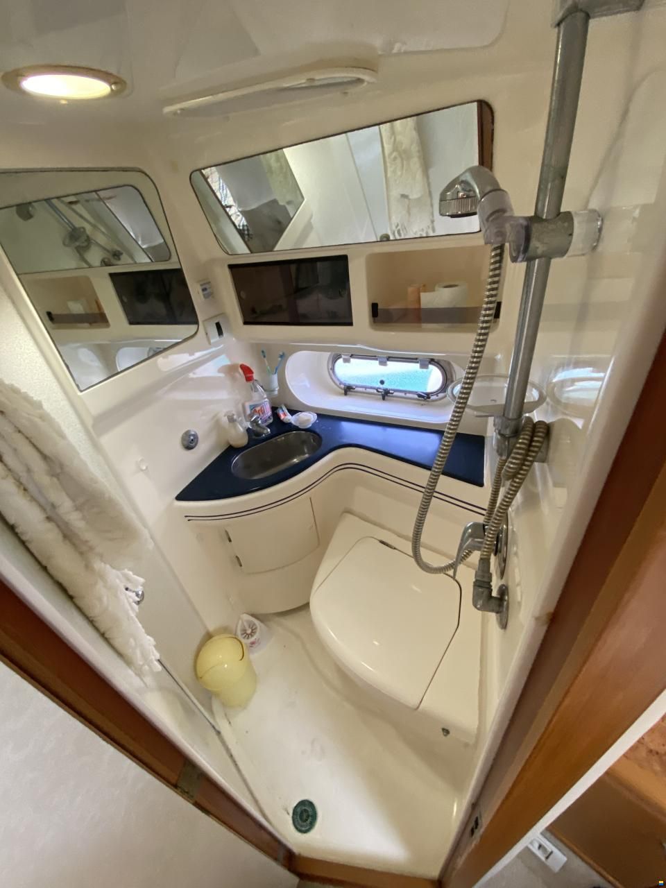 Sealine F43