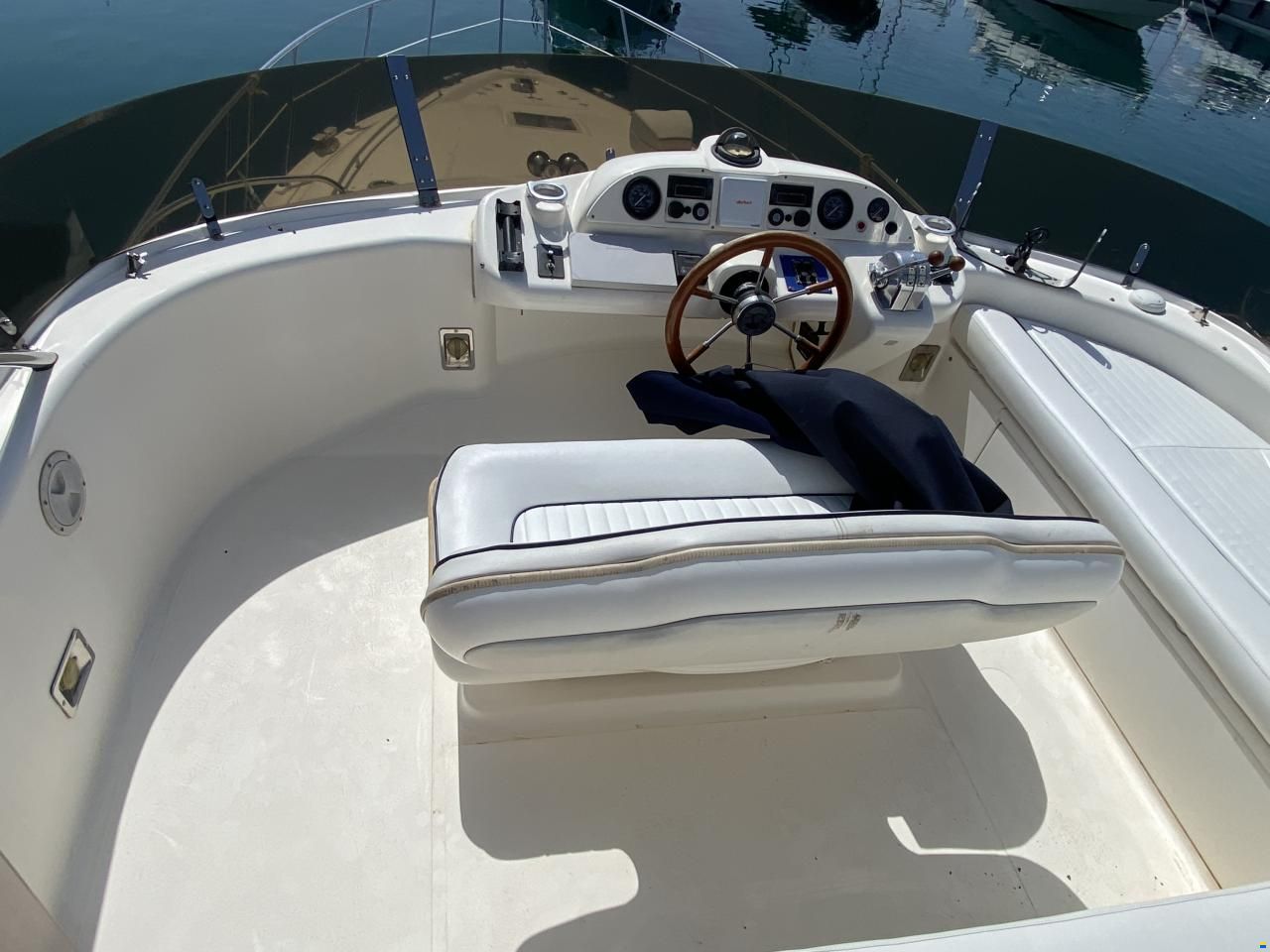 Sealine F43