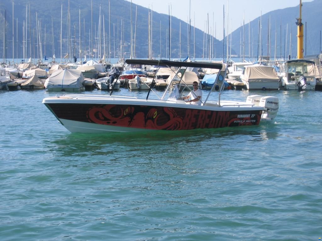 Ocean Master (US) 27' Runabout