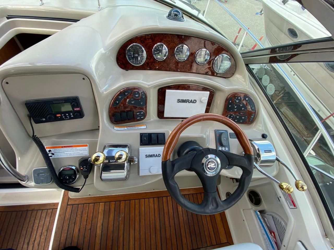 Sea Ray 355 Sundancer