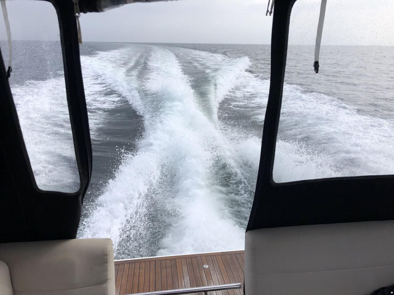Sealine S 380
