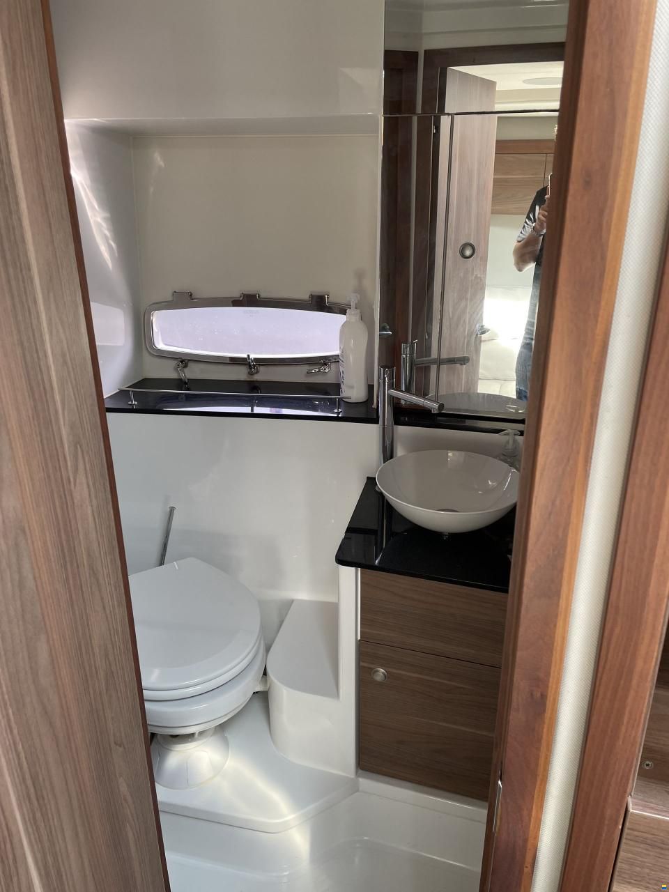Sealine S 380