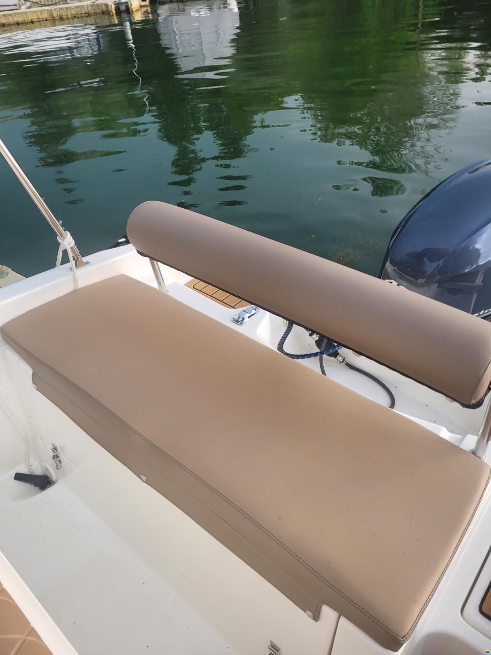 Karel 480 Open mit Bootsplatz