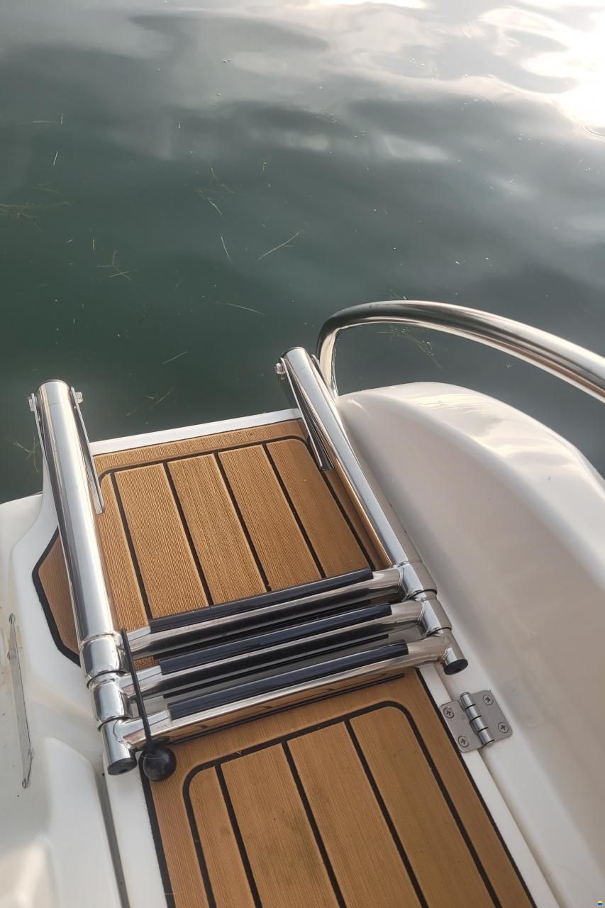 Karel 480 Open mit Bootsplatz