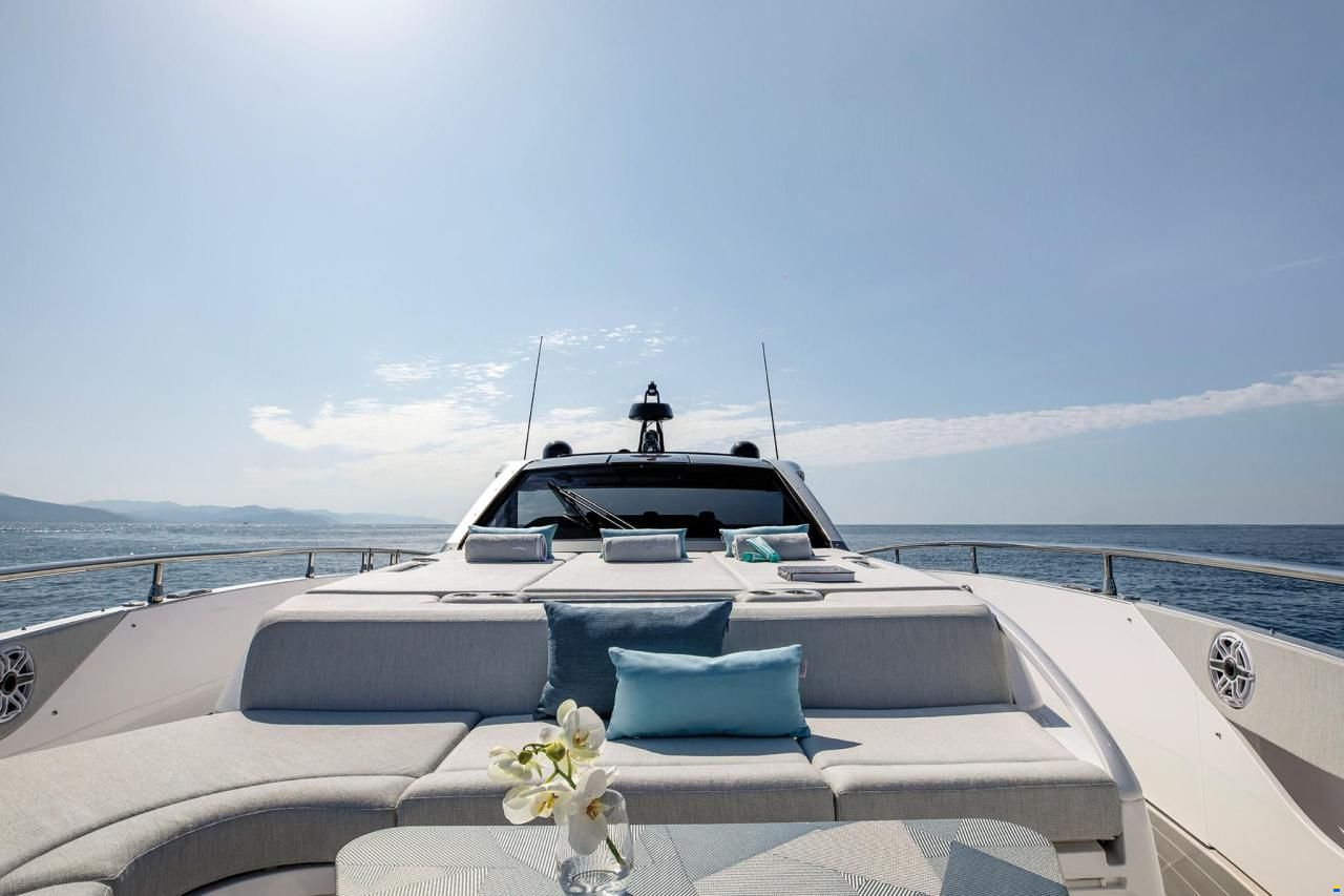 Azimut Verve 48