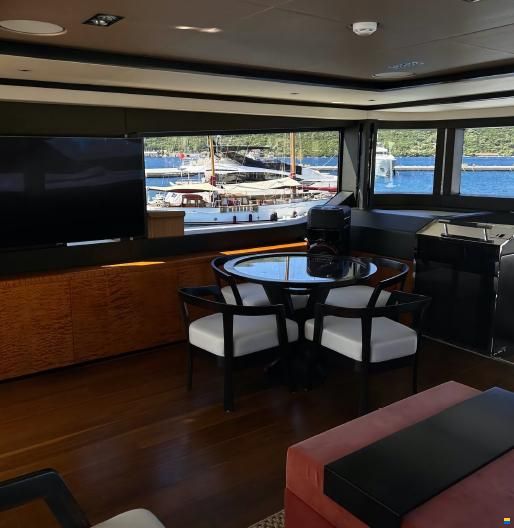 Gulf Craft Majesty 100