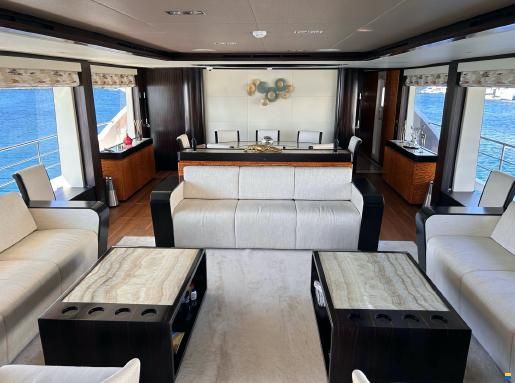 Gulf Craft Majesty 100